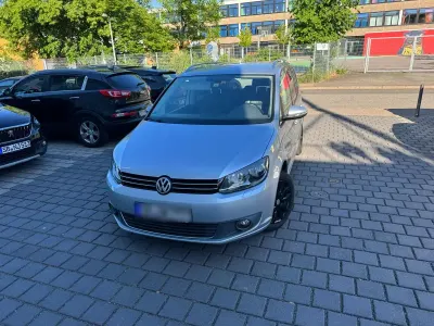 Gebraucht VW Touran Highline 170 PS (125 kW) 2011 Schwarz Van / Kleinbus