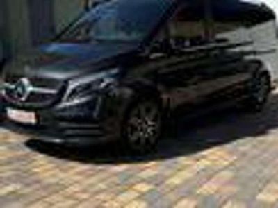 Gebraucht Mercedes V300 Avantgarde Edition 239 PS (175 kW) 2019 Grau Van / Kleinbus