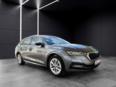 Gebraucht Skoda Octavia Style 150 PS (110 kW) 2023 Graphitegrau metallic Kombi