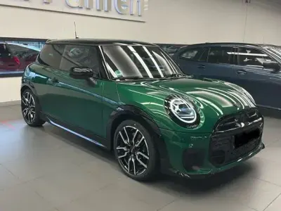 Gebraucht Mini John Cooper Works 204 PS (150 kW) 2024 Grün Kleinwagen