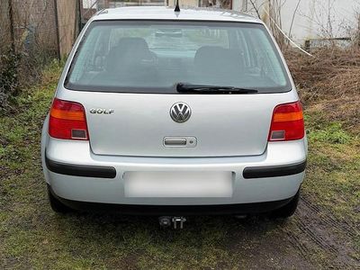 Gebraucht VW Golf IV 75 PS (55 kW) 1999 Silber Kleinwagen
