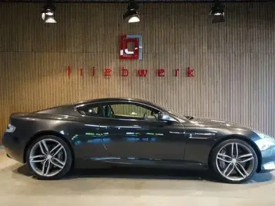 Second-hand Aston Martin DB9 518 CP (380 kW) 2015 Gri Coupe