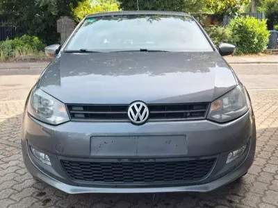 Gebraucht VW Polo Match 90 PS (66 kW) 2014 Grau Kleinwagen