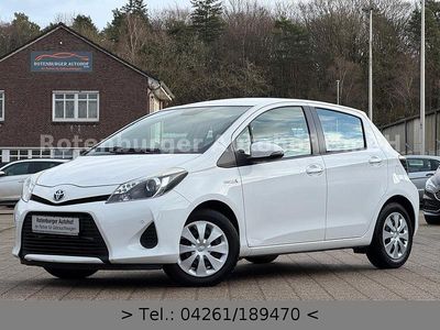 Weiß Gebraucht 2013 Toyota Yaris Hybrid Life Kleinwagen | 8.990 € (Fairer Preis)