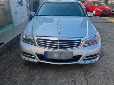 Usata Mercedes C180 Avantgarde 156 CV (114 kW) 2012 Argento Station wagon