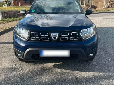 Second-hand Dacia Duster Comfort 116 CP (85 kW) 2019 Albastru SUV