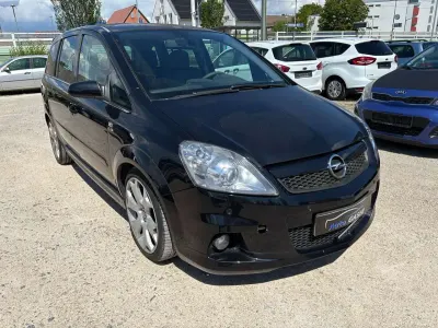 Gebraucht Opel Zafira OPC 241 PS (177 kW) 2007 Saphirschwarz mi2 Van / Kleinbus