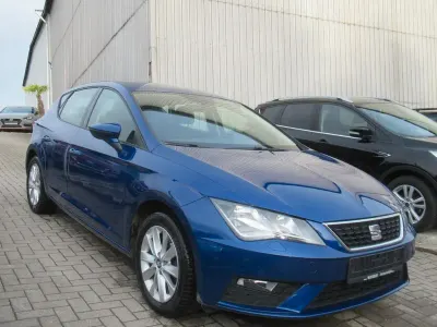 Gebraucht Seat Leon Style 116 PS (85 kW) 2020 Blau Limousine