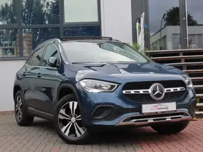 Gebraucht Mercedes GLA200 150 PS (110 kW) 2022 Blau SUV