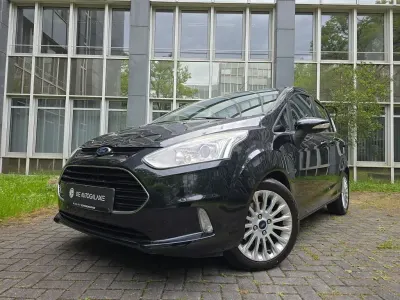 Gebraucht Ford B-MAX Titanium 125 PS (91 kW) 2013 Schwarz Van / Kleinbus