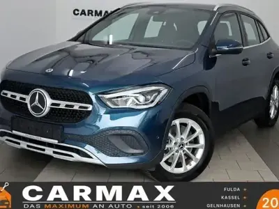 Begagnad Mercedes GLA250 Style 218 HK (160 kW) 2022 Blå SUV