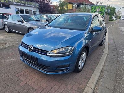 Second-hand VW Golf VII Comfortline 110 CP (80 kW) 2014 Albastru Berlinǎ