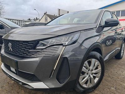 Gebraucht Peugeot 3008 Comfort 131 PS (96 kW) 2022 Grau SUV