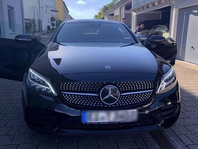 Schwarz Gebraucht 2020 Mercedes C200 AMG Coupé | 29.999 € (Fairer Preis)