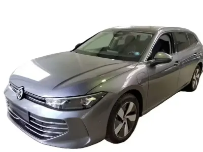 Gebraucht VW Passat Business 204 PS (150 kW) 2026 Grau Kombi