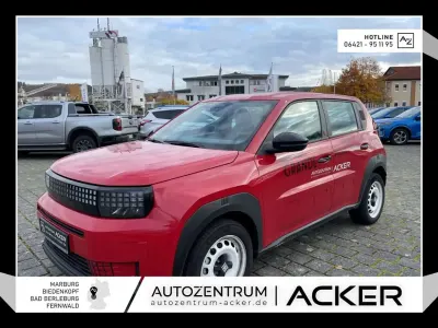 Gebraucht Fiat Grande Panda Red 83 kW (113 PS) 2025 Rot Kleinwagen