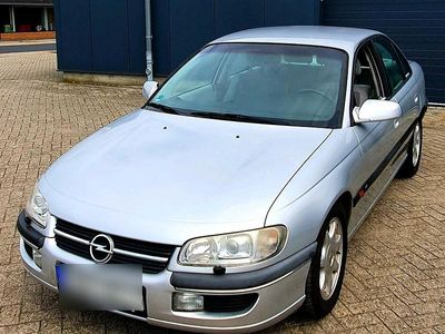 Opel Omega
