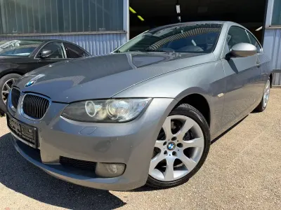 Gebraucht BMW 330 Sport Line 272 PS (200 kW) 2007 Grau Coupé