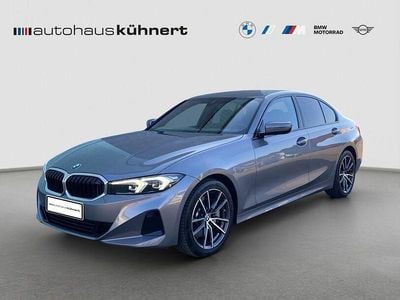 Gebraucht BMW 330 Sport Line 286 PS (210 kW) 2022 Skyscraper grau metallic Limousine