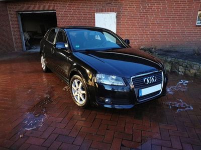 Schwarz Gebraucht 2010 Audi A3 Ambiente Limousine | 5.200 € (Fairer Preis)