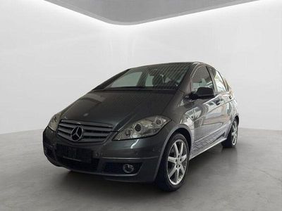 Gebraucht Mercedes E300 Avantgarde 204 PS (150 kW) 2010 Grau