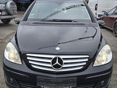 Gebraucht Mercedes B200 136 PS (100 kW) 2007 Schwarz Van / Kleinbus