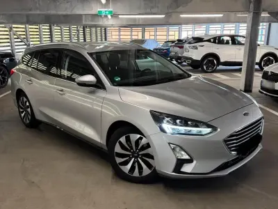 Gebraucht Ford Focus 120 PS (88 kW) 2020 Silber Kombi