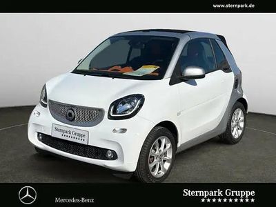Second-hand Smart ForTwo Cabrio Passion 71 CP (52 kW) 2017 Alb Cabrio