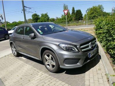 Mercedes GLA200