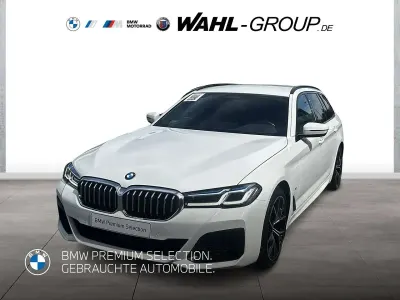 Gebraucht BMW 520 M Sport 190 PS (139 kW) 2023 Weiß Kombi