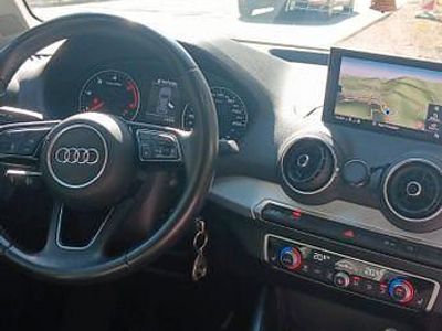 Gebraucht Audi Q2 Sport 116 PS (85 kW) 2018 Grau SUV