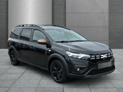 Gebraucht Dacia Jogger Extreme 101 PS (74 kW) 2024 Schwarz metallic Van / Kleinbus