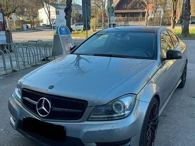 Gebraucht Mercedes C250 204 PS (150 kW) 2014 Grau Coupé
