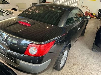 Schwarz Gebraucht 2005 Renault Mégane Cabriolet Privilege Cabrio | 1.450 € (Fairer Preis)
