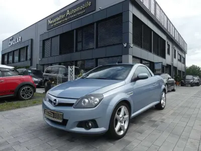 Gebraucht Opel Tigra Sport 125 PS (91 kW) 2004 Aeroblau mi2 Cabrio