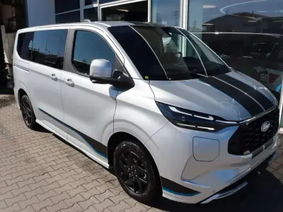 Neu Ford Tourneo Sport 232 PS (170 kW) 2026 Moondust silver metallic Van / Kleinbus