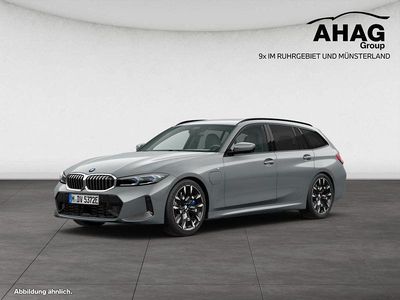Gebraucht BMW 330e M Sport 292 PS (214 kW) 2025 Schwarz Kombi
