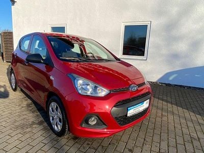 Rot Gebraucht 2016 Hyundai i10 Classic Kleinwagen | 6.950 € (Fairer Preis)