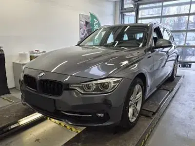 Gebraucht BMW 320 Sport Line 184 PS (135 kW) 2017 Grau Kombi
