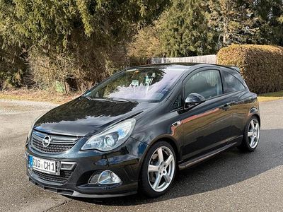 Gebraucht Opel Corsa Edition 211 PS (155 kW) 2012 Schwarz Kleinwagen