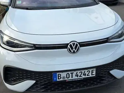 Używany VW ID.5 Pro Performance 150 kW (204 KM) 2023 Biały SUV