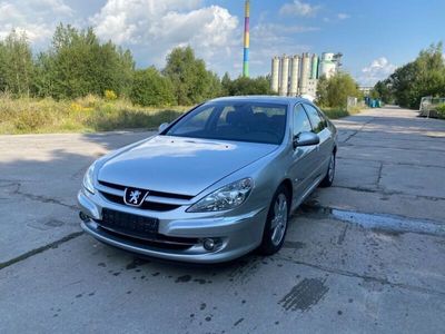 Peugeot 607