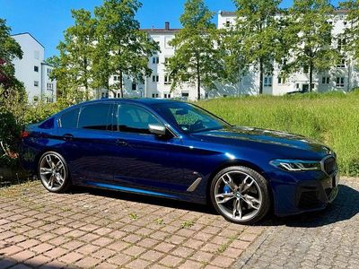 Gebraucht BMW M550 Shadowline 530 PS (389 kW) 2021 Blau Limousine