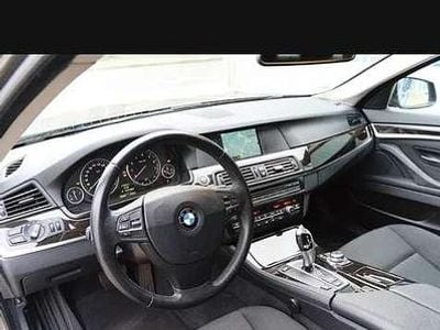 BMW 523