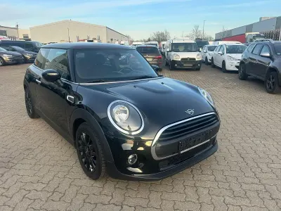 Occasion Mini ONE 102 PK (75 kW) 2020 Zwart Hatchback