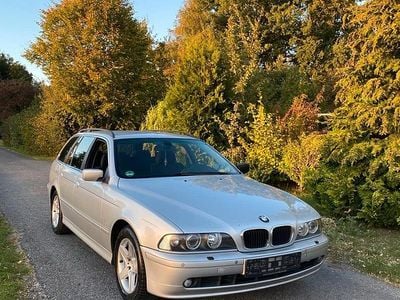BMW 525