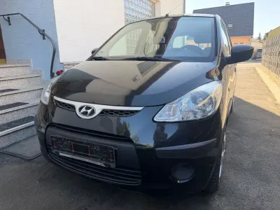 Second-hand Hyundai i10 Style 67 CP (49 kW) 2009 Negru Hatchback