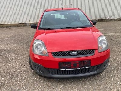 Gebraucht Ford Fiesta 60 PS (44 kW) 2007 Rot Kleinwagen