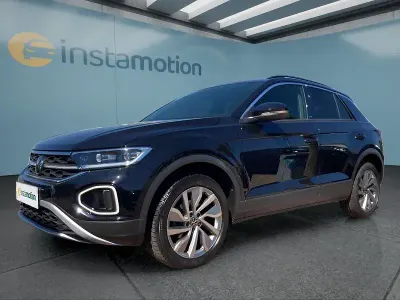 Usata VW T-Roc 150 CV (110 kW) 2023 Nero SUV