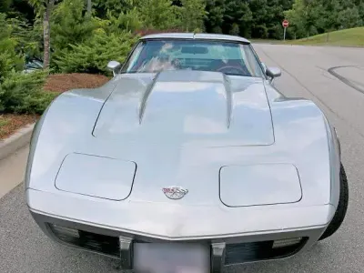 Gebraucht Chevrolet Corvette C3 200 PS (147 kW) 2026 Silber Coupé